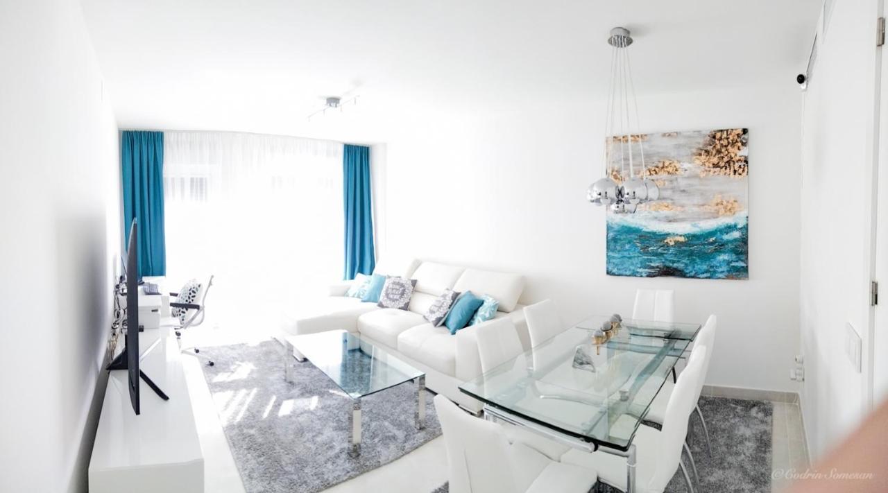 Lovely Apartment Centrally Located In Эстепона Экстерьер фото