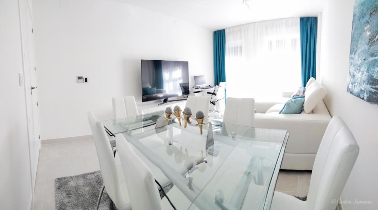 Lovely Apartment Centrally Located In Эстепона Экстерьер фото