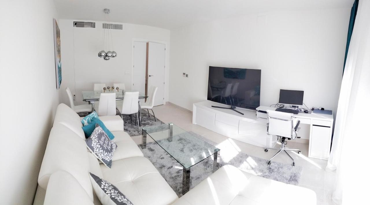Lovely Apartment Centrally Located In Эстепона Экстерьер фото